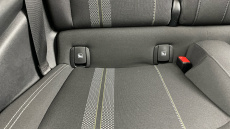 MINI Hatchback 135kW Cooper S Level 1 33kWh 3dr Auto Electric Hatchback